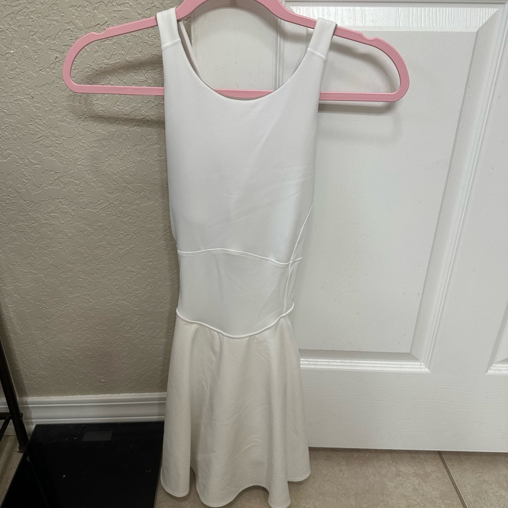 Lululemon Athletica White and Beige Activewear